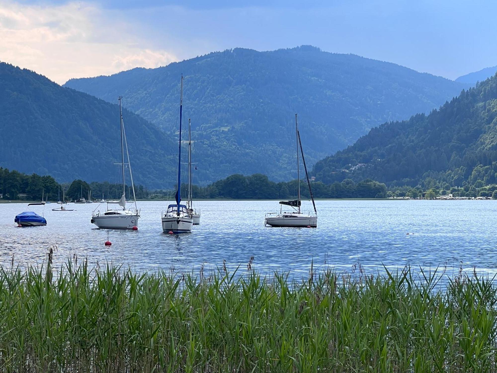 Ferienwohnung Mit Seeblick - Ossiacher See Gerlitzen Sattendorf エクステリア 写真
